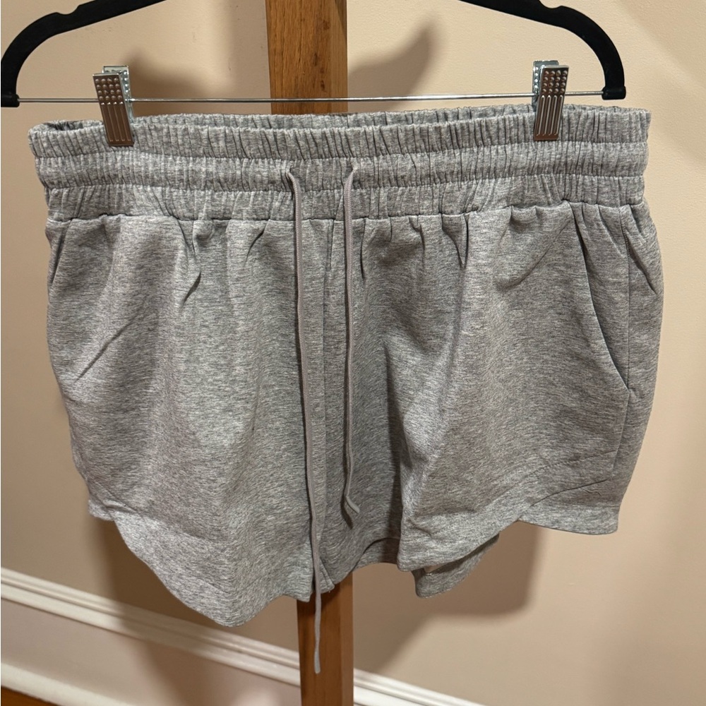 UMGEE #2 - NWT H. Gray Shorts (bin B) Plus - stock photo for style only